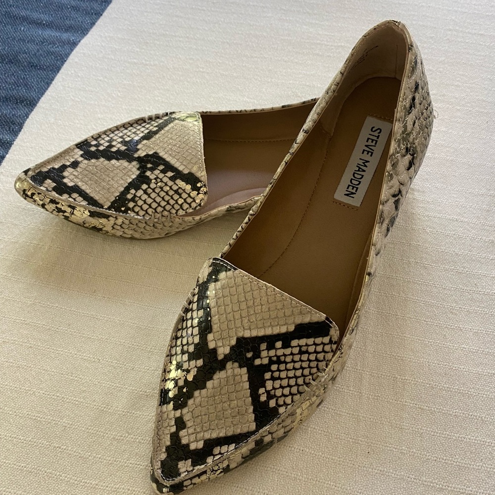 Steve Madden flats